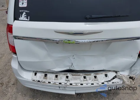 2015 Chrysler Town & Country Touring from USA, damaged, VIN 2C4RC1BG1FR727709